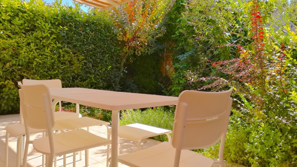 Aurora Premium Home Győr Exteriör bild